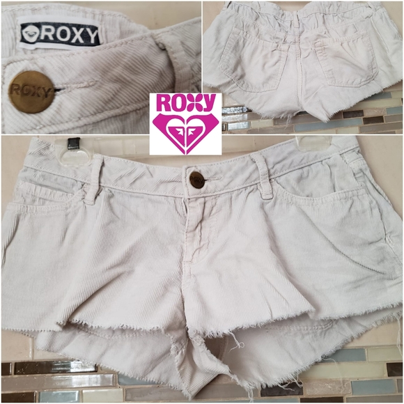 Roxy Pants - 🌠Roxy🌠 cream stretch cotton shorts